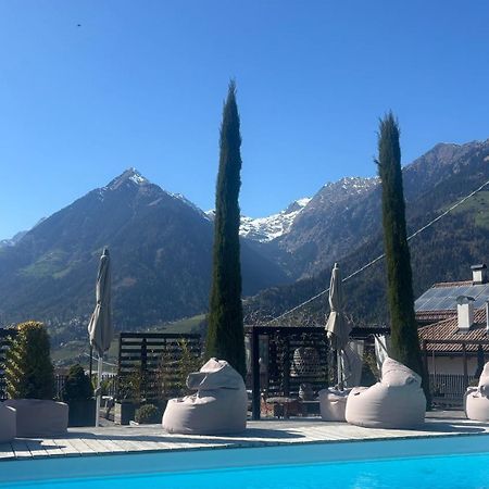 Landpalais Goyenhof Aparthotel Schenna Bagian luar foto