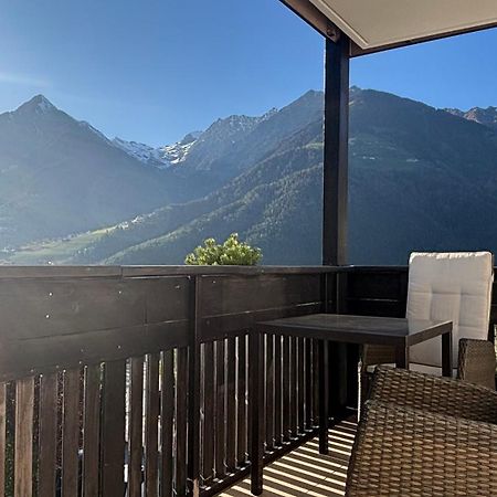 Landpalais Goyenhof Aparthotel Schenna Bagian luar foto