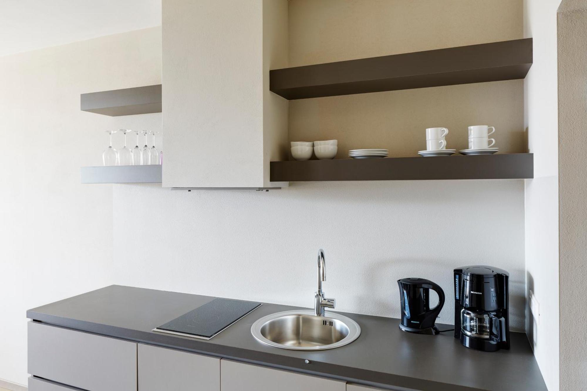 Landpalais Goyenhof Aparthotel Schenna Bagian luar foto